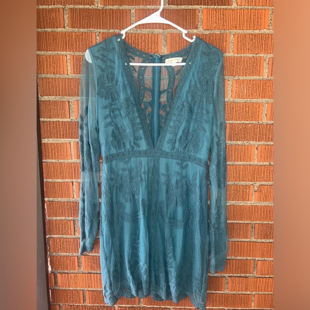 Turquoise Lace Sleeve Party Dress